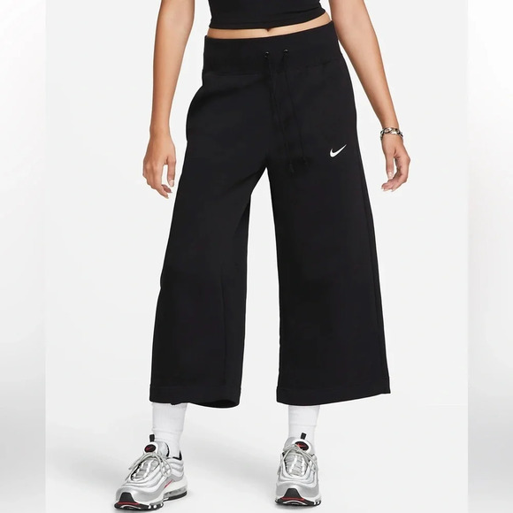 Nike Women's Sportswear Phoenix Fleece High-Waisted Cropped Wide Leg Sweatpants - Picture 1 of 9